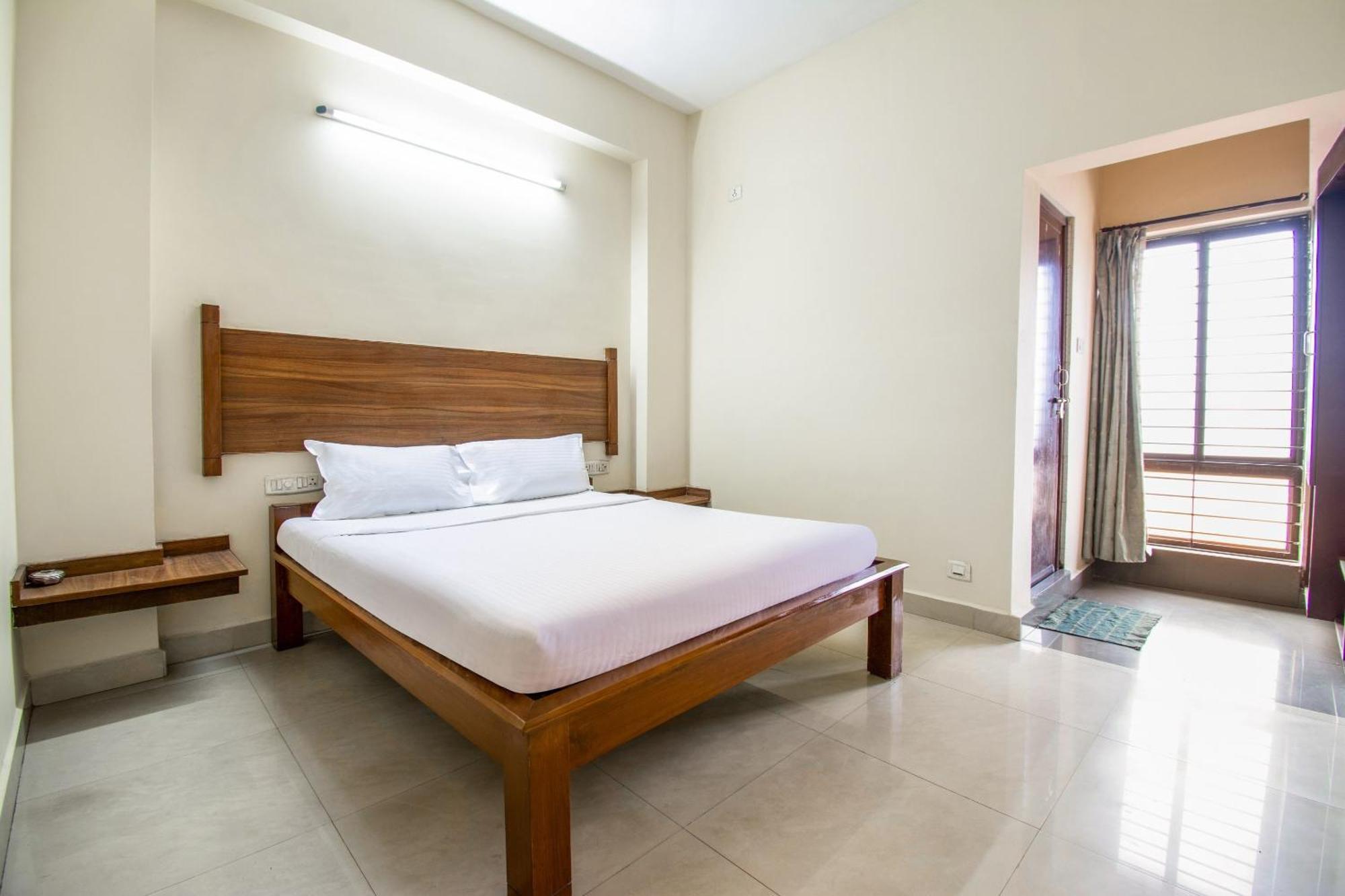 Hotel O Ssg Residency Visakhapatnam Exteriör bild